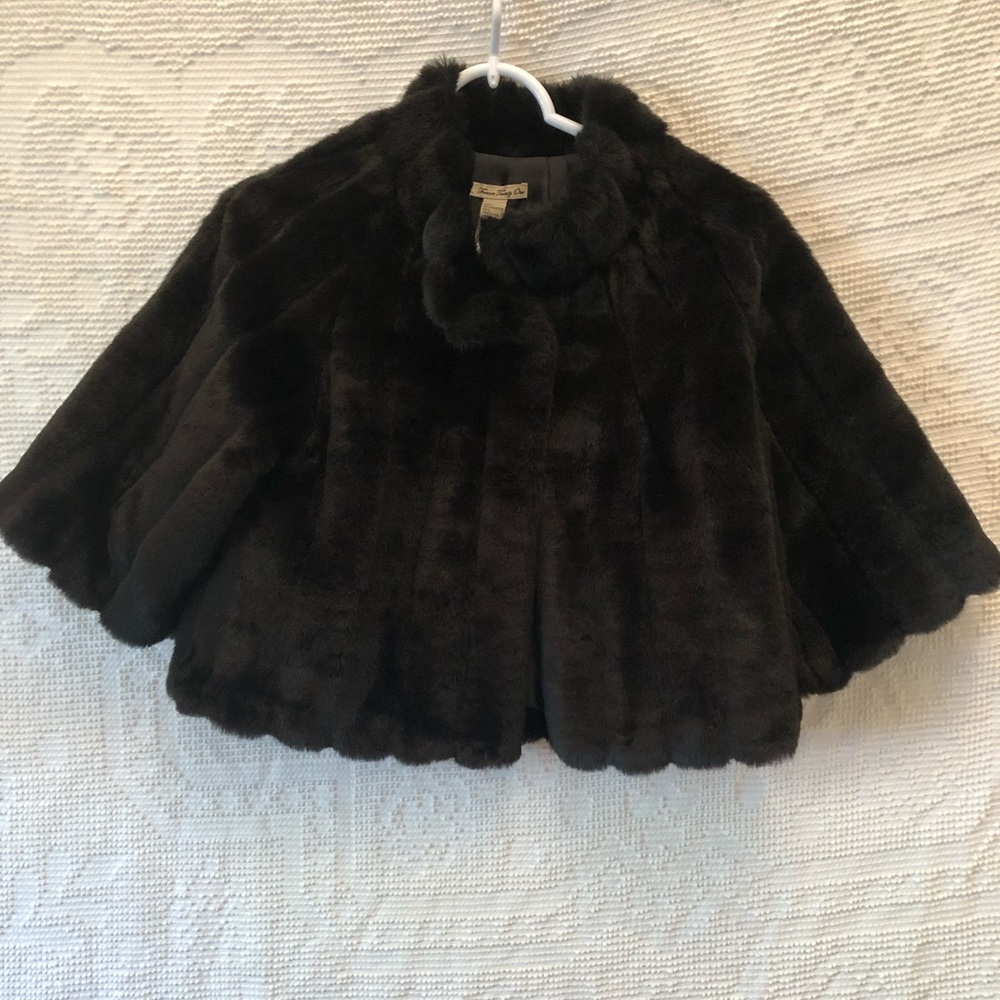 Faux fur crop jacket size L.